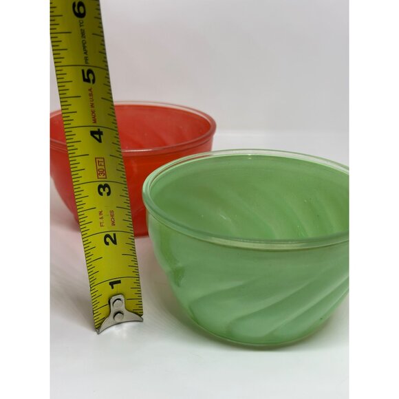 VTG Swirl Glass Snack Bowl 2.75"x4.25" Set of 2 Kitchenware Red Green MCM - Picture 10 of 10